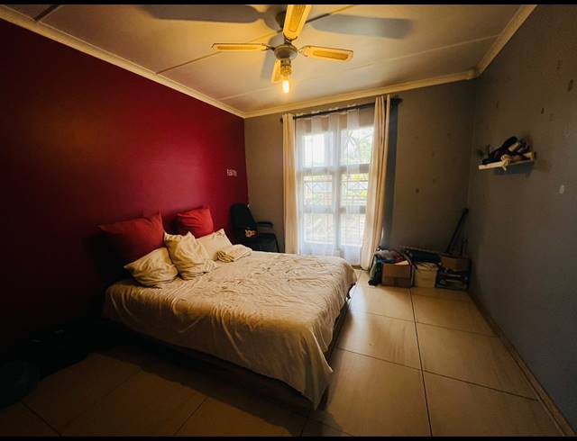 2 BEDROOM TOWNHOUSE FOR SALE IN CATO MANOR